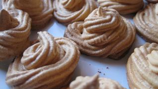 Безе на белках и пудре