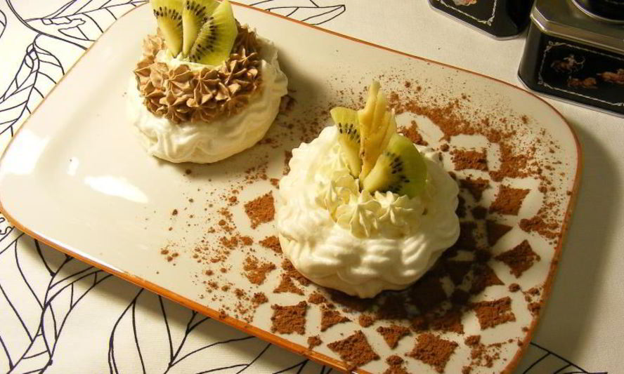 Рецепт корзинок безе с кремом шарлотт и фруктами