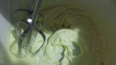 торт-безе рождественский венок