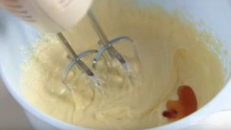 торт-безе с масляным кремом