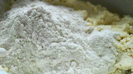 творожные булочки с начинкой безе