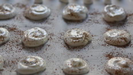 украшения из безе с шоколадом