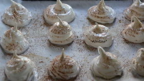 украшения из безе с шоколадом