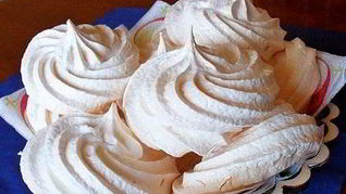 Воздушное безе из яичных белков