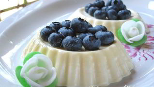 Десерт Баварезе с белым шоколадом