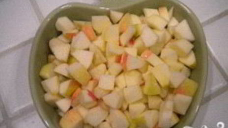 десерт с йогуртом, черносливом и бренди