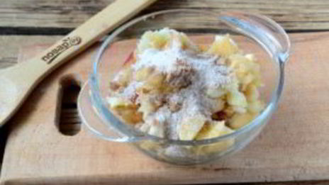 фаршированные яблоки в духовке