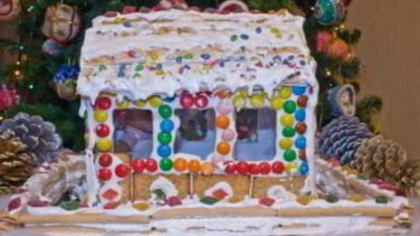 домик из конфет