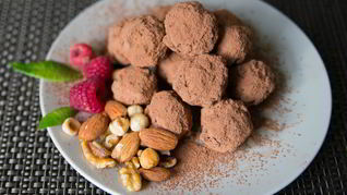 Конфеты из сухофруктов и орехов