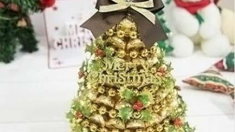 новогодняя елка из конфет