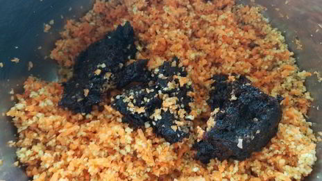 сыроедческие конфеты из моркови, сухофруктов и орехов