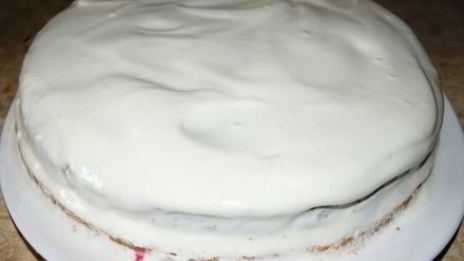 бисквит на горячем молоке со сметанно-йогуртовым кремом