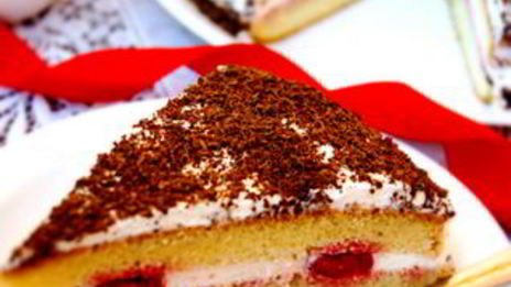 бисквит на горячем молоке со сметанно-йогуртовым кремом