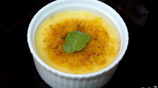 Черничный крем-брюле