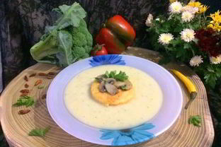 Хлебные равиоли в курином креме