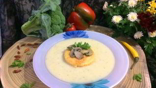 Хлебные равиоли в курином креме