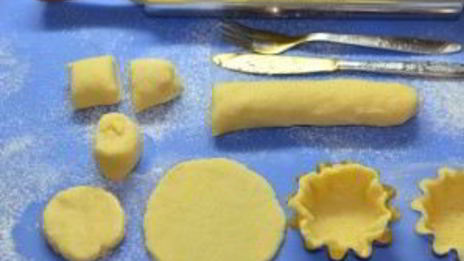 корзиночки с белковым кремом