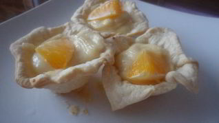 Корзиночки слоеные с творожным кремом