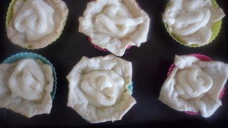 корзиночки слоеные с творожным кремом