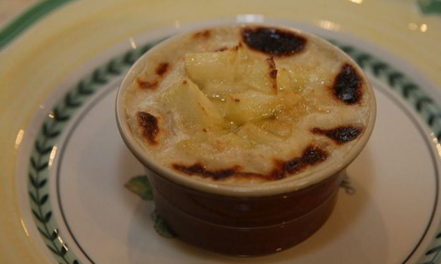 Рецепт крема-карамели из геркулеса с запеченными яблоками