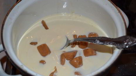 крем-карамель с ирисками