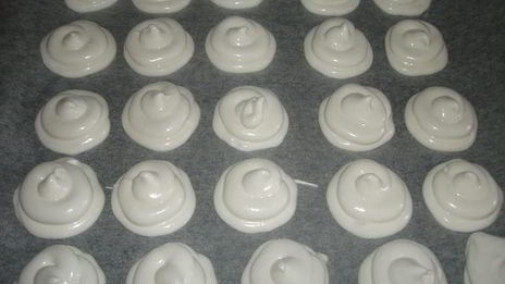 меренги с шоколадным кремом