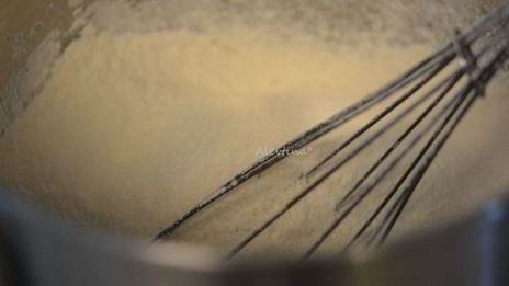 рулет со швейцарским маслянным кремом