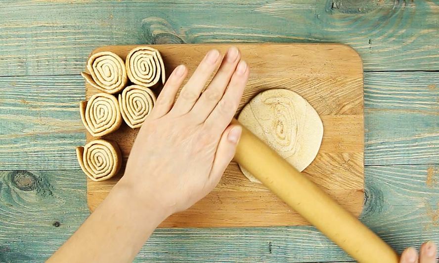 Рецепт слоеных корзинок с кремом и карамелью