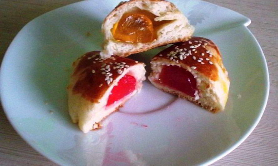 Рецепт булочек с мармеладом