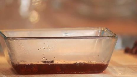 рулет из краба и телятины с вишневым мармеладом