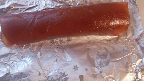 яблочный мармеладный рулет