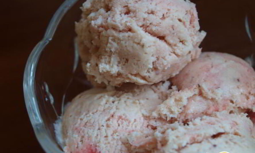 Рецепт клубничного мороженого