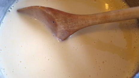 клубничное мороженое