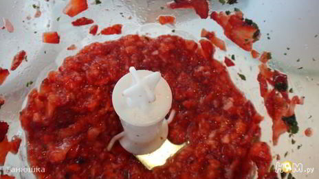 клубничный пломбир с мятой