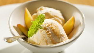 Лимонно-имбирное йогуртовое мороженое