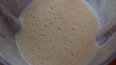 мороженое медово-лимонное с орехами