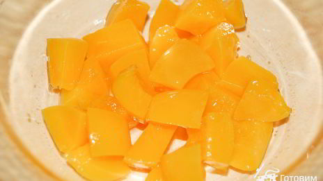 торт-мороженое с консервированными персиками