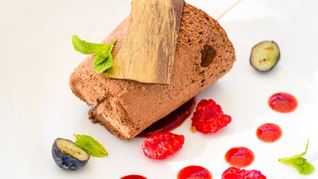 Воздушное шоколадное мороженое