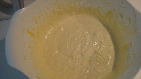 крем-мусс из белого шоколада роза-малина