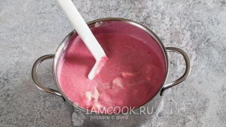 муссово-клубничный торт