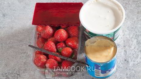 муссово-клубничный торт