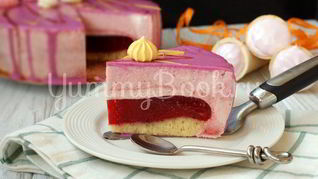 Муссовый клубничный торт