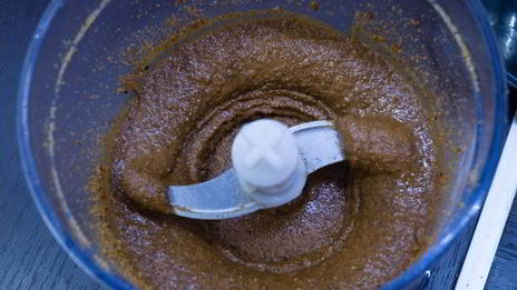 торт-мусс с клюквой и пралине