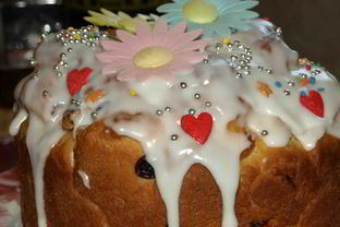 Кулич с изюмом на опаре