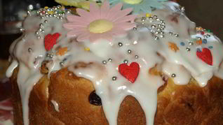 Кулич с изюмом на опаре