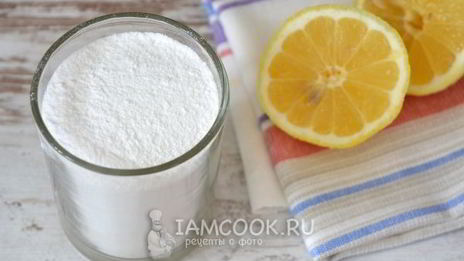 кулич с миндалем и лимонной цедрой