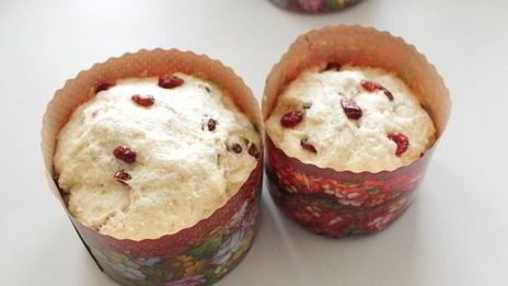 кулич творожный с вяленой клюквой