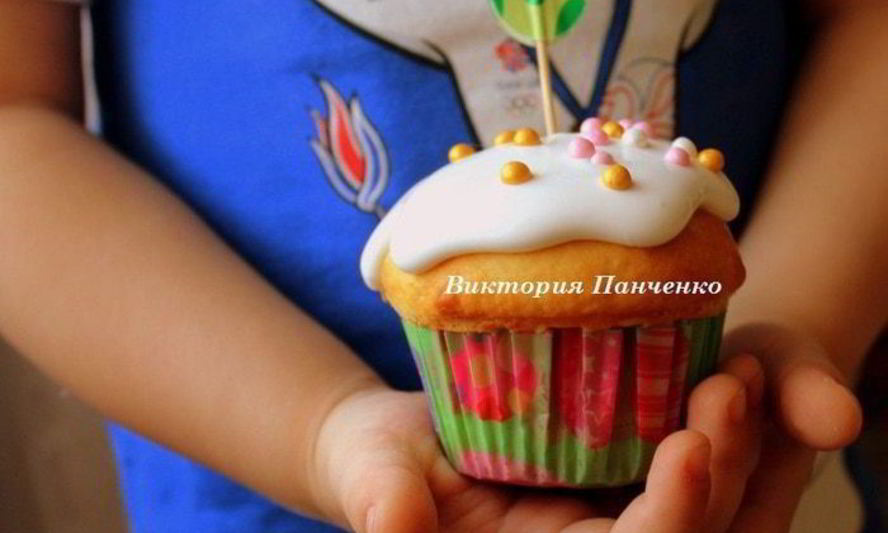 Рецепт куличей с апельсиновой цедрой и вяленой клюквой