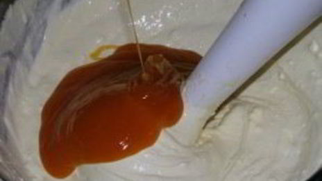 пасха со сгущенкой и сметаной