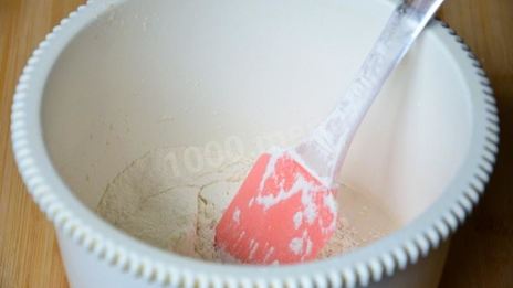 пасхальная булка с изюмом